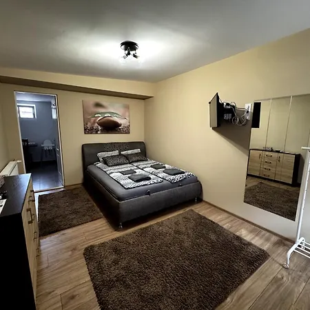 Apartamento City Apartman
