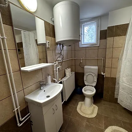 City Apartman Apartman *
