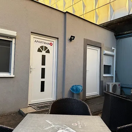 Apartamento City Apartman *