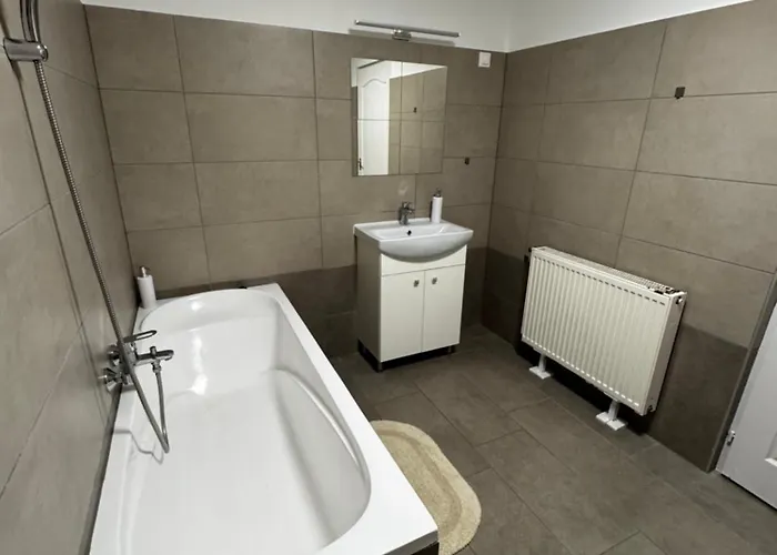 City Apartman *